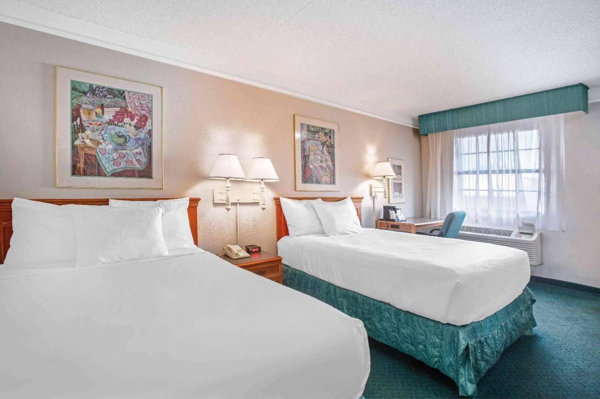 La Quinta Inn By Wyndham Reno Exterior photo